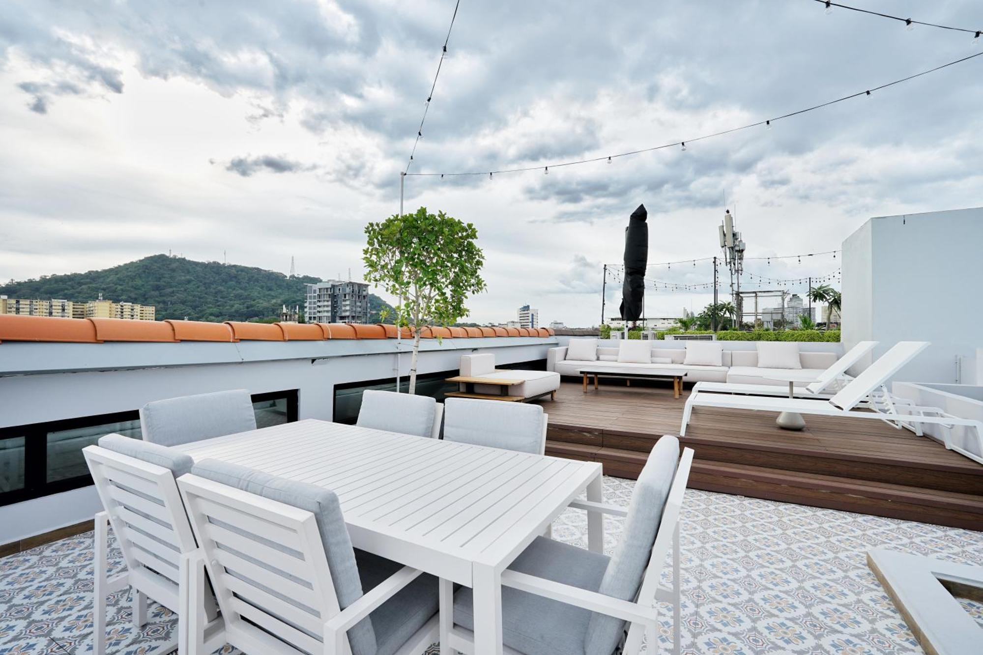 Fancy 1br With Private Rooftop In Casco Viejo * Ciudad de Panamá